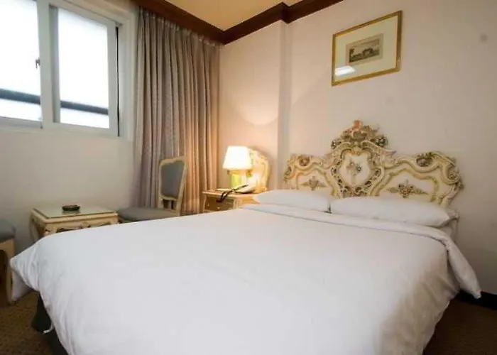 Crown Insadong 호텔 3*