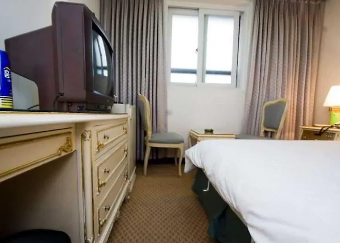 호텔 Crown Insadong 3*