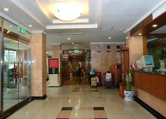 Crown Insadong 호텔 3*
