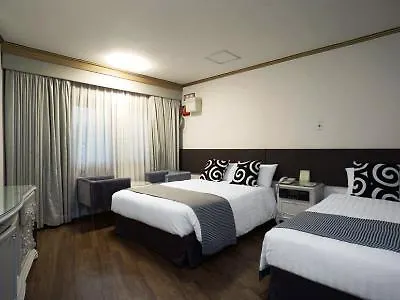 Crown Insadong 호텔 3*