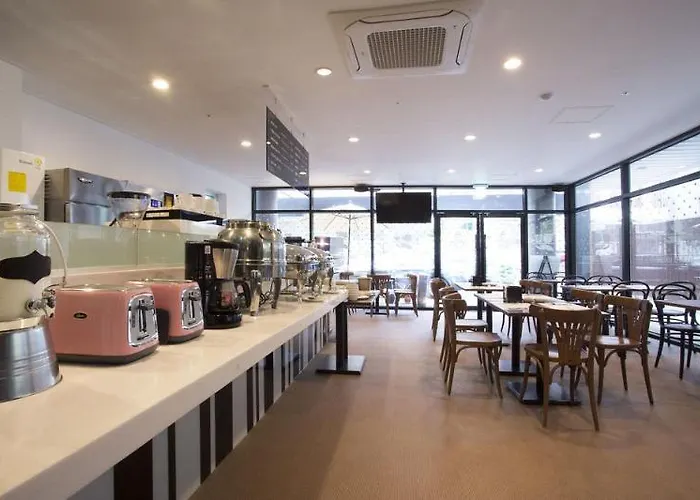 호텔 Crown Insadong 3*