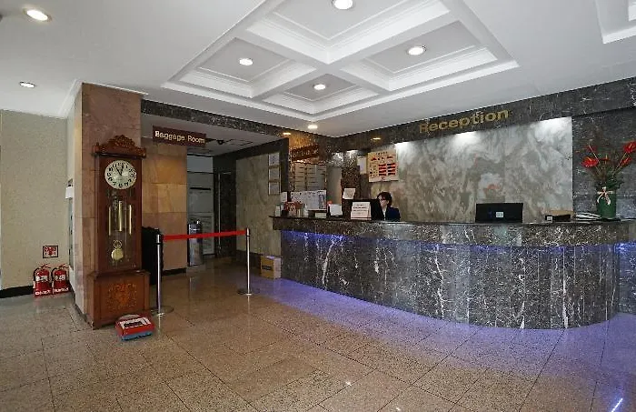 Crown Insadong